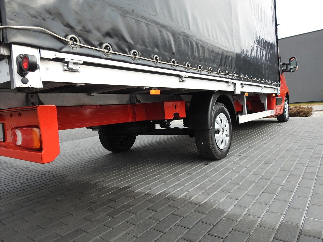 Renault MASTER  PRITSCHE PLANE 10 PALETTEN WEBASTO – Leasing Renault MASTER  PRITSCHE PLANE 10 PALETTEN WEBASTO: das Bild 16