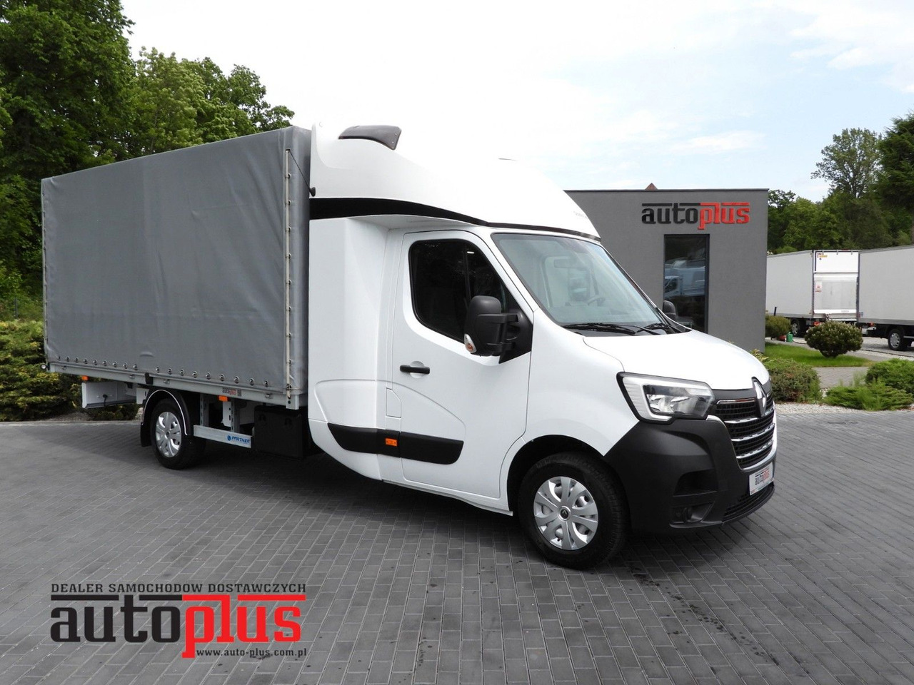 Planen Transporter, Transporter mit Doppelkabine Renault MASTER PRITSCHE PLANE 8 PALETTEN WEBASTO A/C: das Bild 1