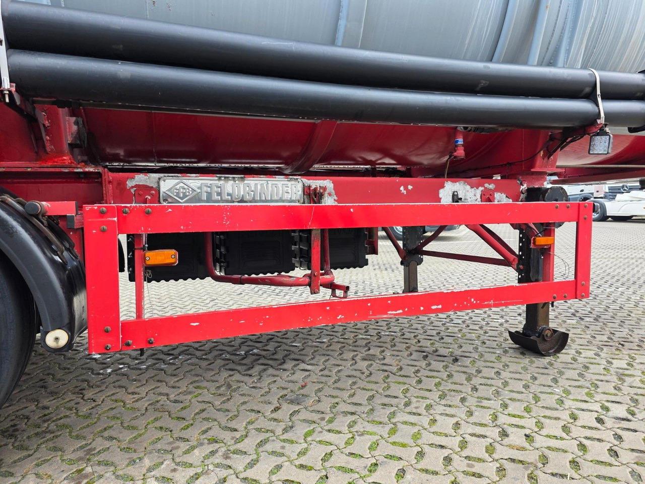 Tankauflieger Feldbinder TSA 38.3 / Alu / ADR AT, FL / Lift / VOGELSANG: das Bild 12 Tankauflieger Feldbinder TSA 38.3 / Alu / ADR AT, FL / Lift / VOGELSANG: das Bild 12