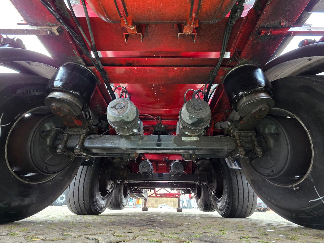 Tankauflieger Feldbinder TSA 38.3 / Alu / ADR AT, FL / Lift / VOGELSANG: das Bild 22 Tankauflieger Feldbinder TSA 38.3 / Alu / ADR AT, FL / Lift / VOGELSANG: das Bild 22