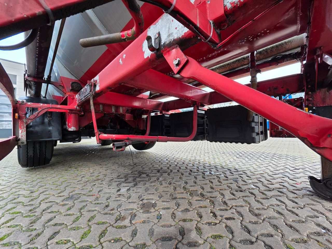 Tankauflieger Feldbinder TSA 38.3 / Alu / ADR AT, FL / Lift / VOGELSANG: das Bild 13 Tankauflieger Feldbinder TSA 38.3 / Alu / ADR AT, FL / Lift / VOGELSANG: das Bild 13