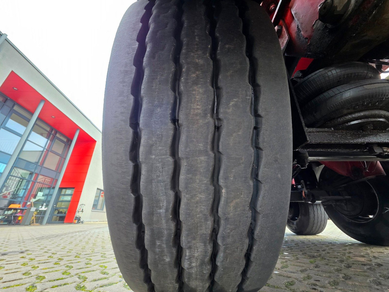 Tankauflieger Feldbinder TSA 38.3 / Alu / ADR AT, FL / Lift / VOGELSANG: das Bild 31 Tankauflieger Feldbinder TSA 38.3 / Alu / ADR AT, FL / Lift / VOGELSANG: das Bild 31