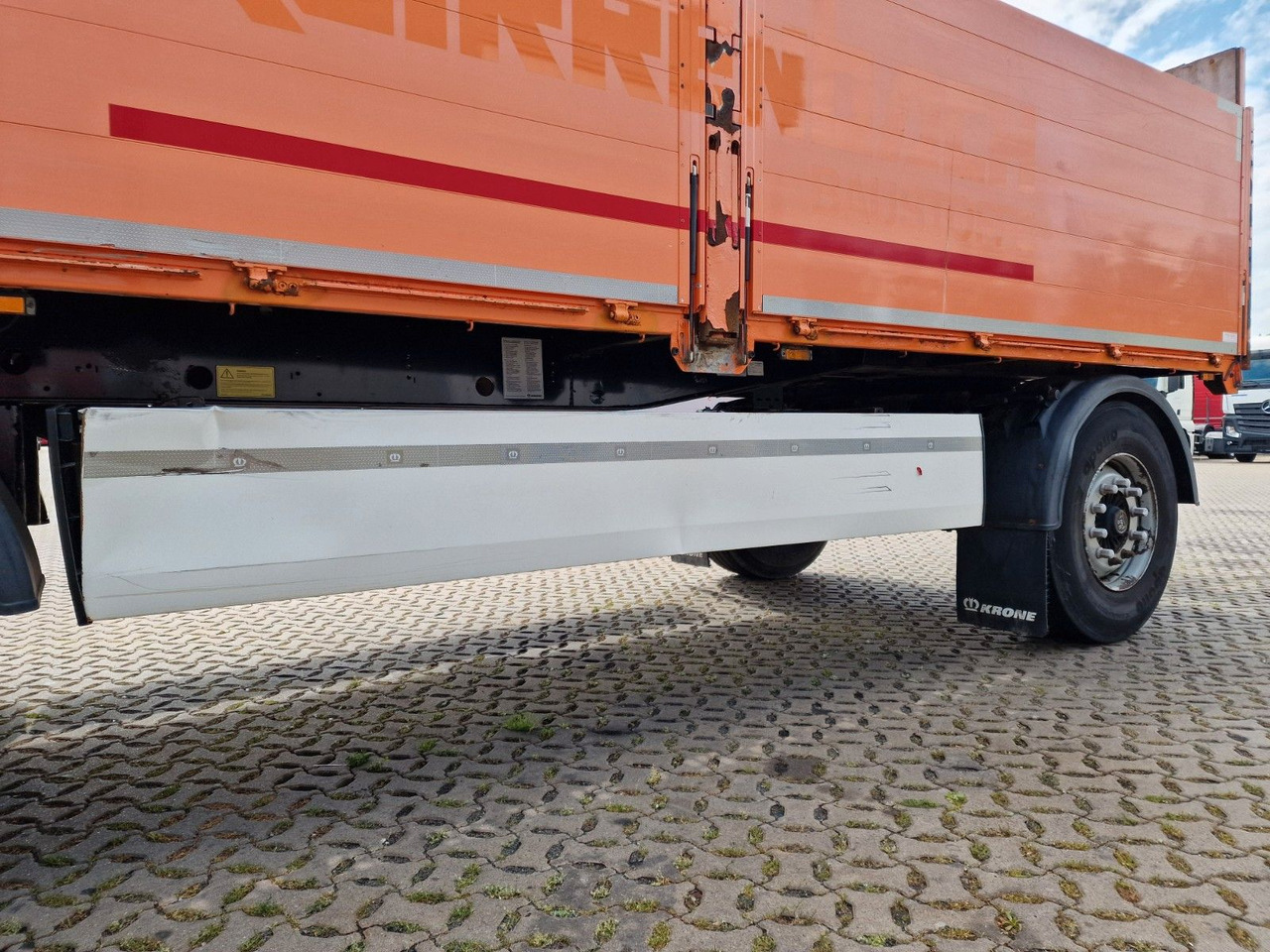 Pritschenanhänger/ Plattformanhänger Krone AZ / Baustoff / 40 mm: das Bild 16