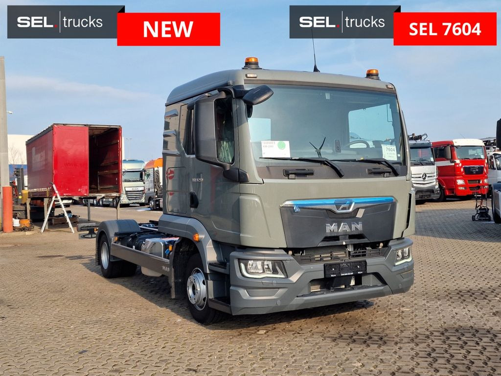 MAN TGL 8.250 4x2 BB / Nebenabtrieb/NEU/Euro 6E - Fahrgestell LKW: das Bild 3 MAN TGL 8.250 4x2 BB / Nebenabtrieb/NEU/Euro 6E - Fahrgestell LKW: das Bild 3