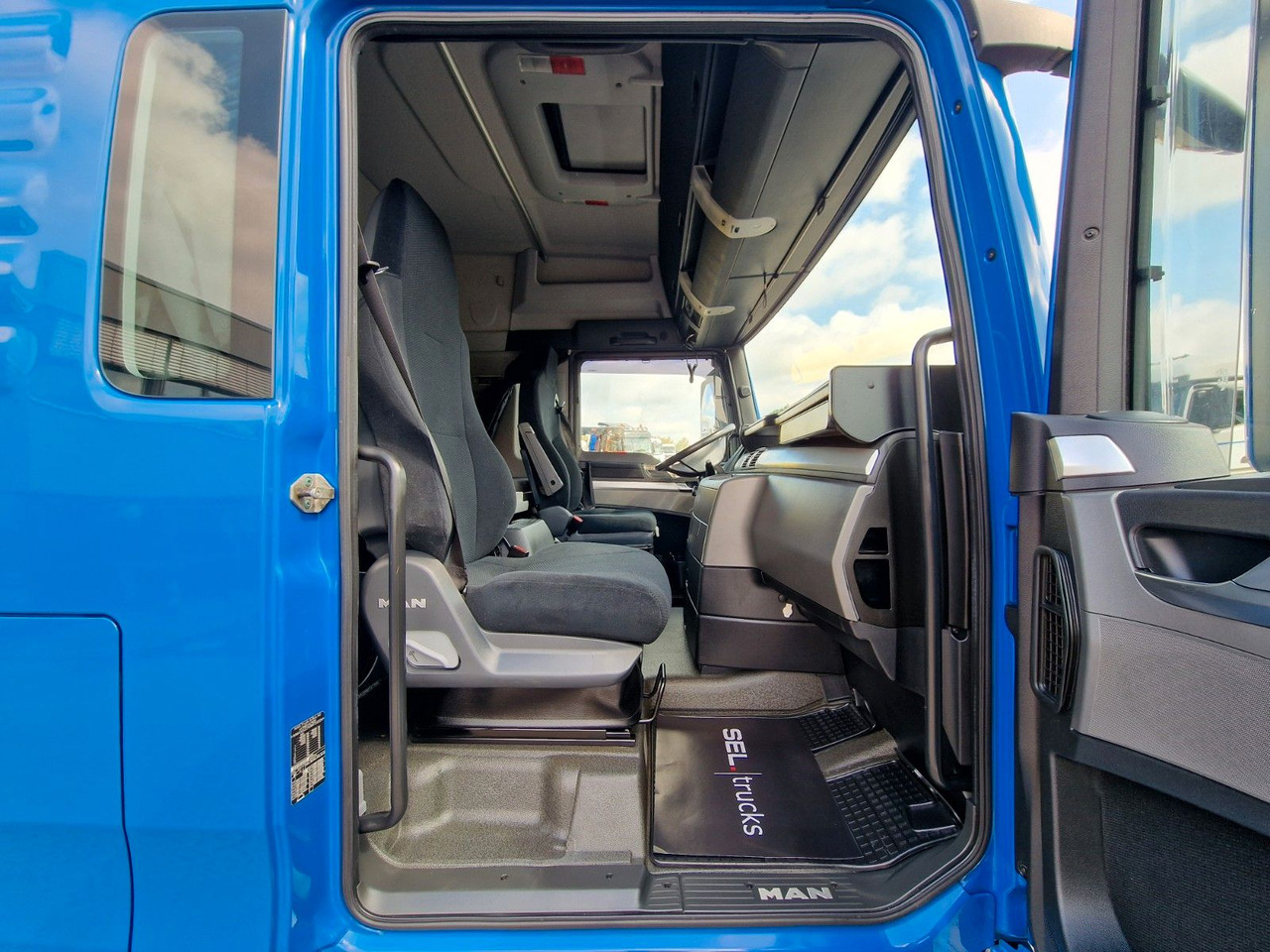 Plane LKW MAN TGX 18.440 4X2 LL-U/ Intarder /Hubdach/Durchlade: das Bild 14