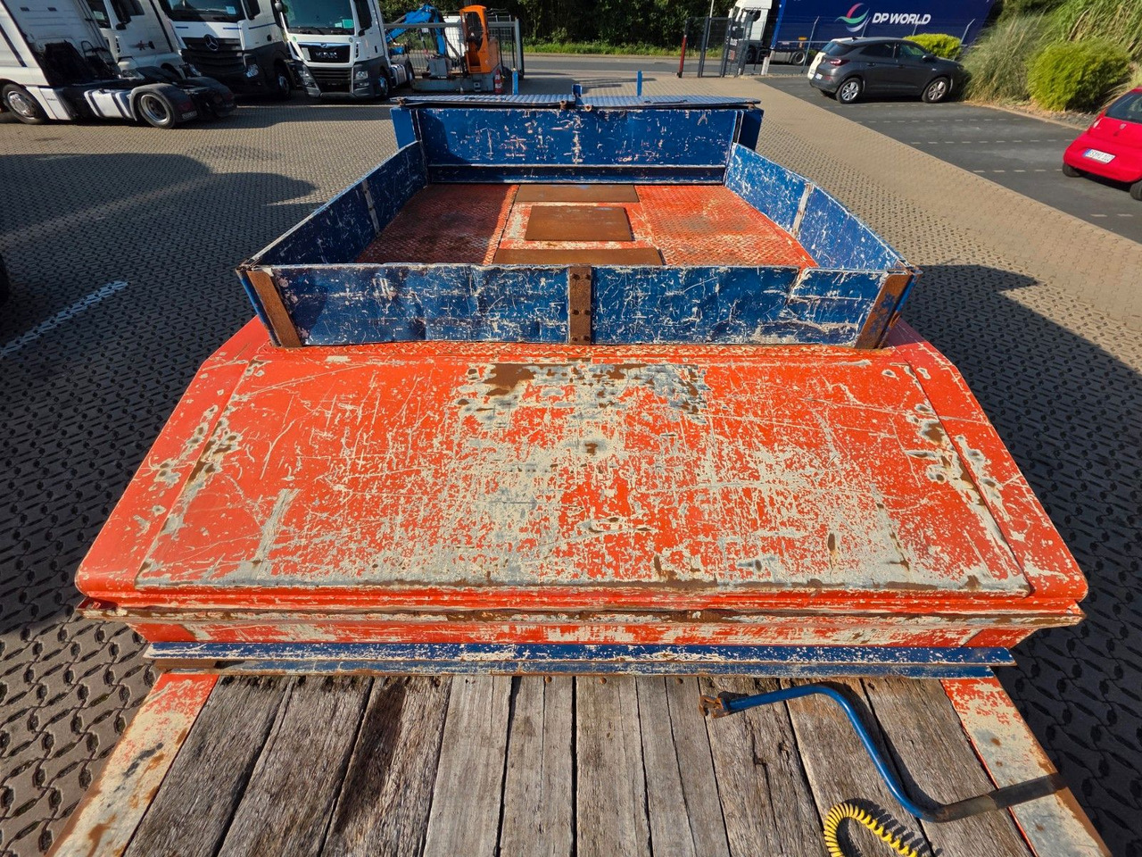 Tieflader Auflieger MOL / Lenkachse: das Bild 12