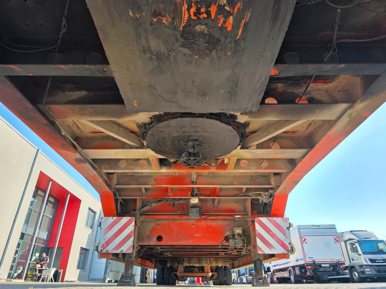 Tieflader Auflieger MOL / Lenkachse: das Bild 18