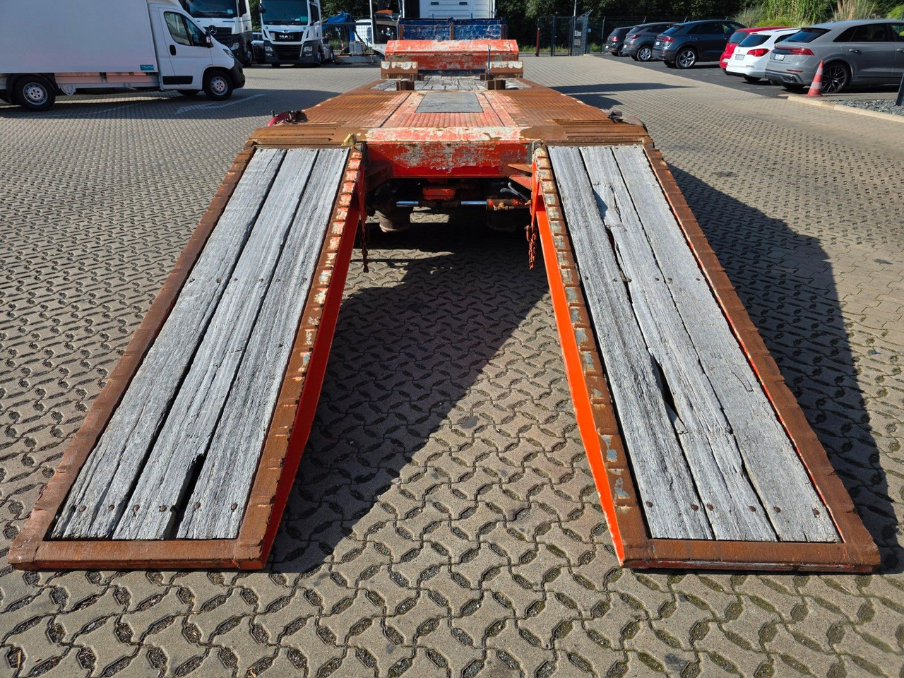 Tieflader Auflieger MOL / Lenkachse: das Bild 11