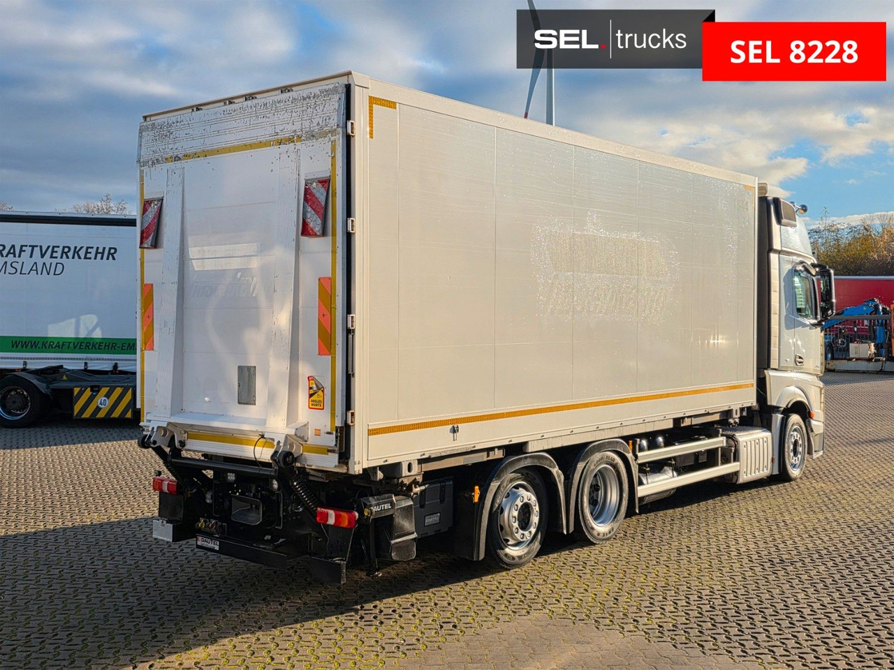 Mercedes-Benz Actros 2542 / Retarder/ Ldbw/Lenkachse/BDF - Containerwagen/ Wechselfahrgestell LKW: das Bild 5 Mercedes-Benz Actros 2542 / Retarder/ Ldbw/Lenkachse/BDF - Containerwagen/ Wechselfahrgestell LKW: das Bild 5