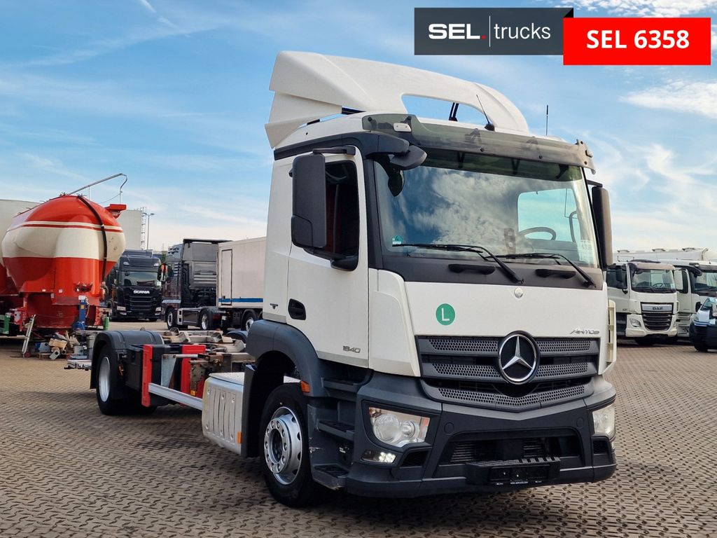 Mercedes-Benz Antos 1840 / Ladebordwand / Retarder - Containerwagen/ Wechselfahrgestell LKW: das Bild 3 Mercedes-Benz Antos 1840 / Ladebordwand / Retarder - Containerwagen/ Wechselfahrgestell LKW: das Bild 3