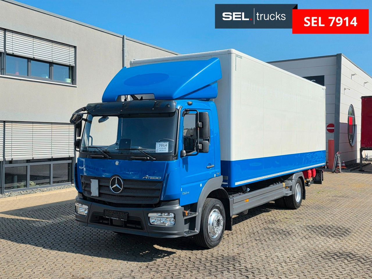 Mercedes-Benz Atego 1324 / Ladebordwand - Koffer LKW: das Bild 1 Mercedes-Benz Atego 1324 / Ladebordwand - Koffer LKW: das Bild 1