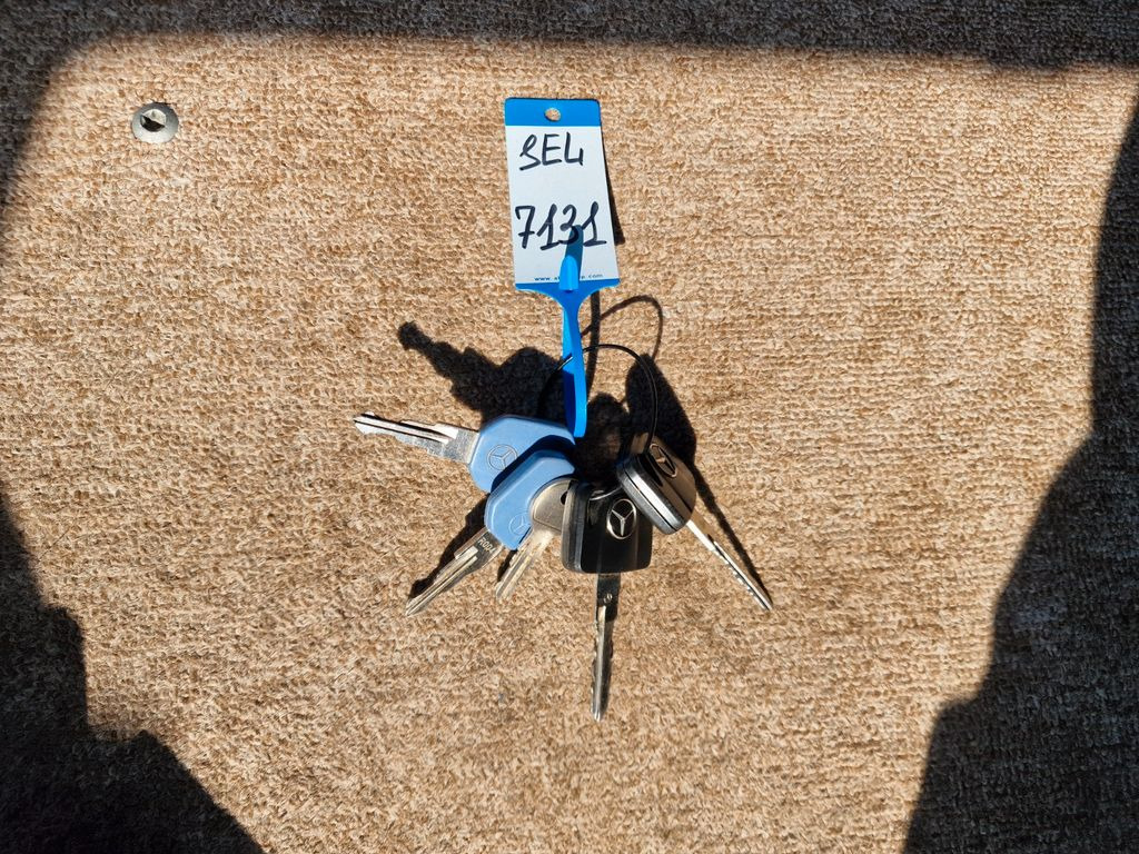 Autokran Mercedes-Benz Axor 1824 / FASSI F120AC 024 E + ACTIVE Mercedes-Benz Axor 1824 / FASSI F120AC 024 E + GLAS: das Bild 26