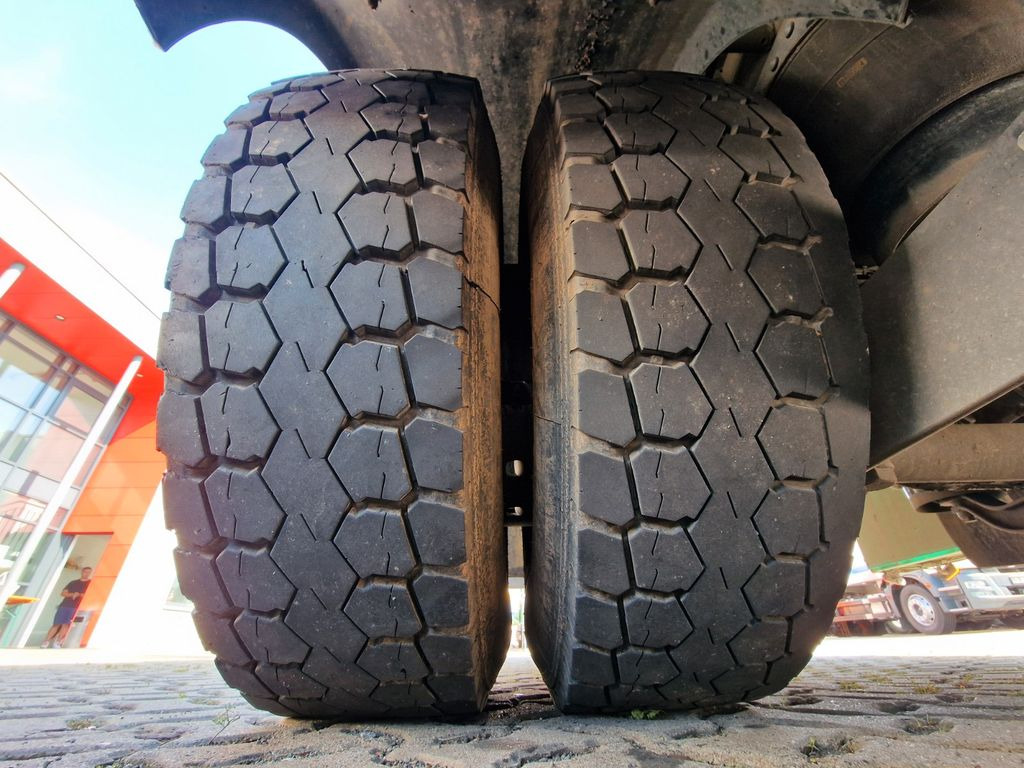 Autokran Mercedes-Benz Axor 1824 / FASSI F120AC 024 E + ACTIVE Mercedes-Benz Axor 1824 / FASSI F120AC 024 E + GLAS: das Bild 30