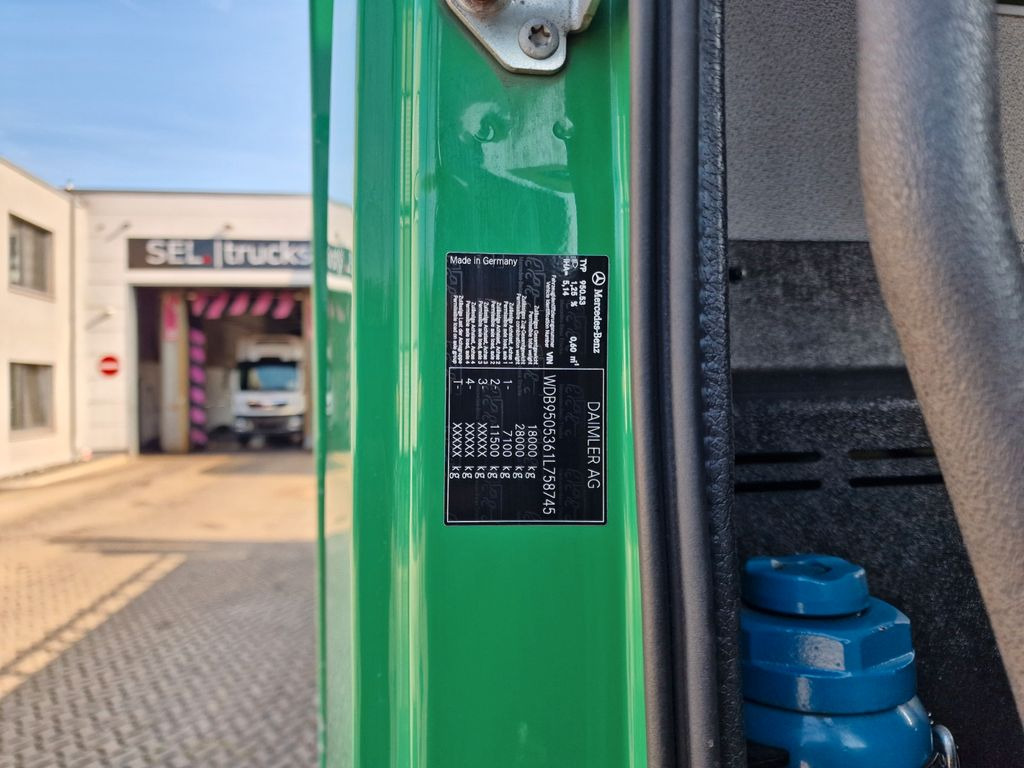 Autokran Mercedes-Benz Axor 1824 / FASSI F120AC 024 E + ACTIVE Mercedes-Benz Axor 1824 / FASSI F120AC 024 E + GLAS: das Bild 15