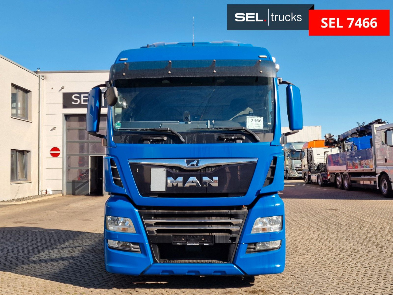 MAN TGX 18.500 4X2 LLS-U / Standklima / Xenon / Navi - Sattelzugmaschine: das Bild 2 MAN TGX 18.500 4X2 LLS-U / Standklima / Xenon / Navi - Sattelzugmaschine: das Bild 2