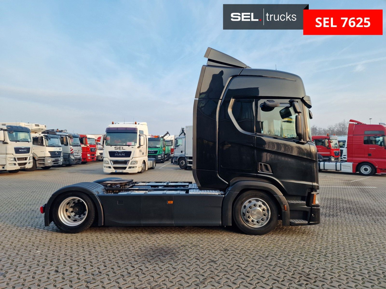 Scania R450 A4x2EB / Retarder / Standklima / Euro 6D - Sattelzugmaschine: das Bild 4 Scania R450 A4x2EB / Retarder / Standklima / Euro 6D - Sattelzugmaschine: das Bild 4