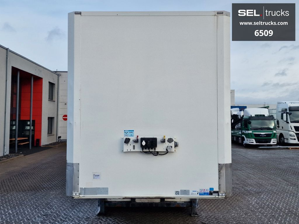 Van Eck PT-3Z / Doppelstock / Mega Van Eck PT-3Z / Doppelstock / Mega - Koffer Auflieger: das Bild 2 Van Eck PT-3Z / Doppelstock / Mega Van Eck PT-3Z / Doppelstock / Mega - Koffer Auflieger: das Bild 2