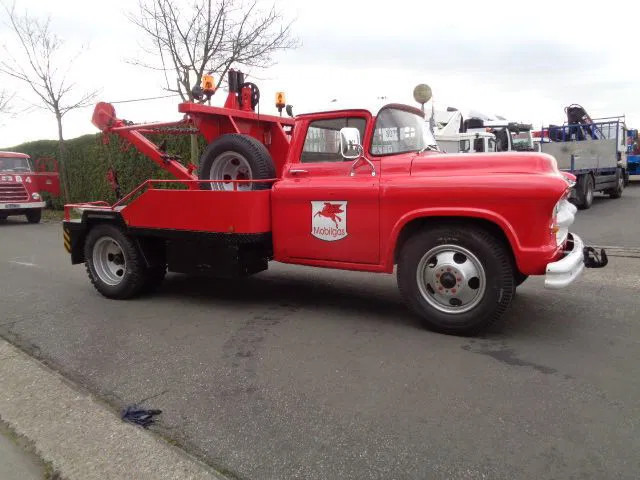 Chevrolet 4 TONNER - Abschleppwagen: das Bild 5 Chevrolet 4 TONNER - Abschleppwagen: das Bild 5