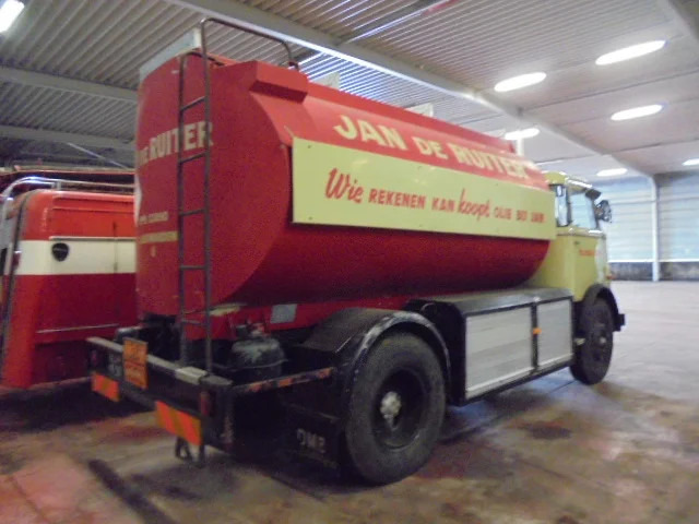DAF 1600 A1600DF 360 - Tankwagen: das Bild 3 DAF 1600 A1600DF 360 - Tankwagen: das Bild 3