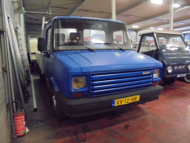 DAF 400 400 - Pritsche LKW: das Bild 3 DAF 400 400 - Pritsche LKW: das Bild 3