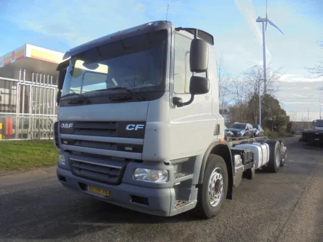 DAF CF 75.310 EEV FAN 6x2 NL TRUCK - Fahrgestell LKW: das Bild 1 DAF CF 75.310 EEV FAN 6x2 NL TRUCK - Fahrgestell LKW: das Bild 1