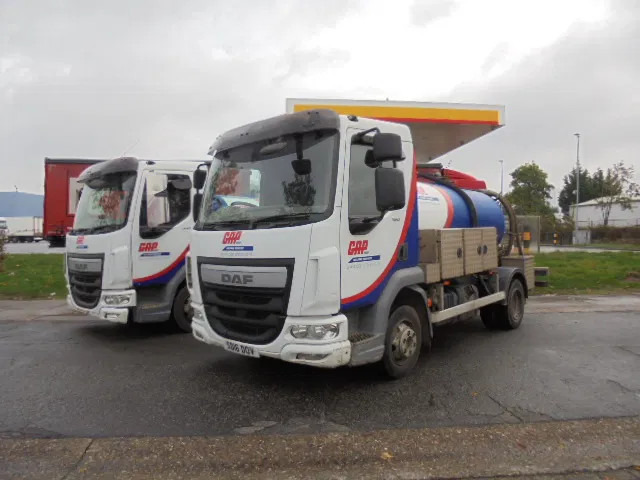 DAF LF 180 FA - Saug-/ Spülfahrzeug: das Bild 1 DAF LF 180 FA - Saug-/ Spülfahrzeug: das Bild 1