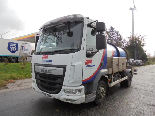 DAF LF 180 FA - Saug-/ Spülfahrzeug: das Bild 1 DAF LF 180 FA - Saug-/ Spülfahrzeug: das Bild 1