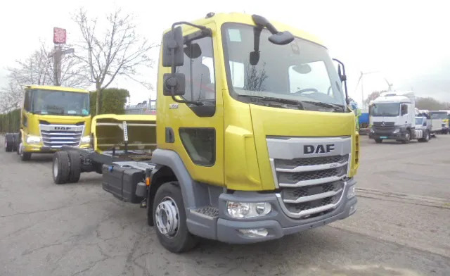 DAF XB 230 UNUSED DEMO - Fahrgestell LKW: das Bild 3 DAF XB 230 UNUSED DEMO - Fahrgestell LKW: das Bild 3