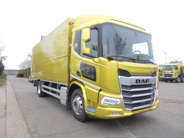 DAF XD 370 FA DEMO MET FABRIEKS GARANTIE - Koffer LKW: das Bild 4 DAF XD 370 FA DEMO MET FABRIEKS GARANTIE - Koffer LKW: das Bild 4