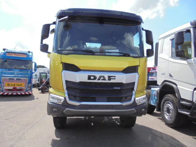 DAF XD 450 F 8X4 NIEUW MET FABRIEKS GARANTIE - Fahrgestell LKW: das Bild 2 DAF XD 450 F 8X4 NIEUW MET FABRIEKS GARANTIE - Fahrgestell LKW: das Bild 2