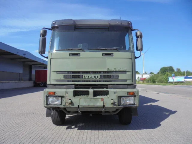 Iveco Eurotrakker 410 E37H - Abrollkipper: das Bild 2 Iveco Eurotrakker 410 E37H - Abrollkipper: das Bild 2