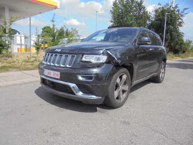 Jeep Grand Cherokee 4X4 SUMMIT EDITION 3.0 LTR V6 - SUV/ Geländewagen: das Bild 1 Jeep Grand Cherokee 4X4 SUMMIT EDITION 3.0 LTR V6 - SUV/ Geländewagen: das Bild 1