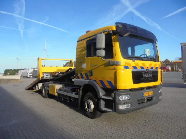 MAN TGM 12.250 NL TRUCK - Abschleppwagen: das Bild 3 MAN TGM 12.250 NL TRUCK - Abschleppwagen: das Bild 3