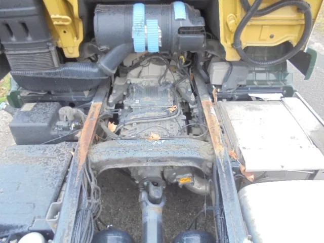 MAN TGS 23.400 LL.U 6X2 - Autotransporter LKW: das Bild 5 MAN TGS 23.400 LL.U 6X2 - Autotransporter LKW: das Bild 5