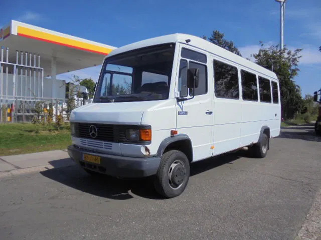 Mercedes-Benz 609D - Kleinbus, Personentransporter: das Bild 1 Mercedes-Benz 609D - Kleinbus, Personentransporter: das Bild 1