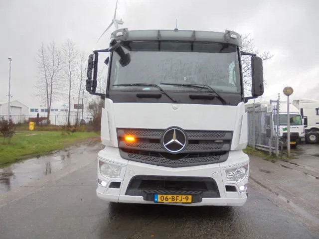 Mercedes-Benz Antos 2533 NL KENTEKEN - Müllwagen: das Bild 3 Mercedes-Benz Antos 2533 NL KENTEKEN - Müllwagen: das Bild 3