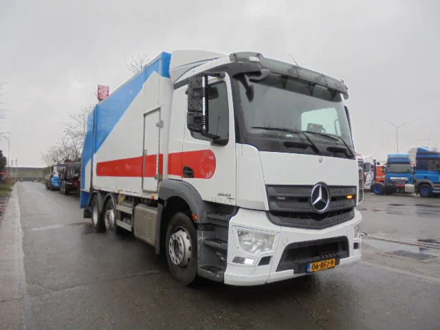 Mercedes-Benz Antos 2533 NL KENTEKEN - Müllwagen: das Bild 4 Mercedes-Benz Antos 2533 NL KENTEKEN - Müllwagen: das Bild 4