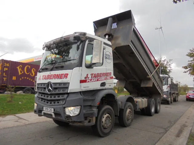 Mercedes-Benz Arocs 3243 K 8X4 - Kipper: das Bild 1 Mercedes-Benz Arocs 3243 K 8X4 - Kipper: das Bild 1