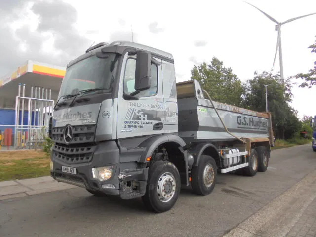 Mercedes-Benz Arocs 3340 8X4 - Kipper: das Bild 4 Mercedes-Benz Arocs 3340 8X4 - Kipper: das Bild 4