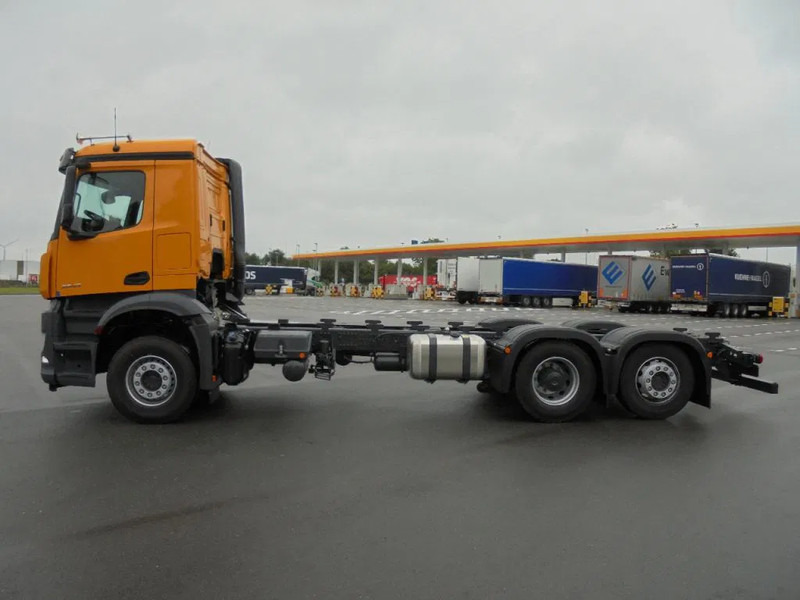 Mercedes-Benz Arocs AROCS 2848 6X2 MET FABRIEKS GARANTIE - Fahrgestell LKW: das Bild 5 Mercedes-Benz Arocs AROCS 2848 6X2 MET FABRIEKS GARANTIE - Fahrgestell LKW: das Bild 5