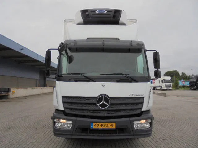 Mercedes-Benz Atego 1218 NL KENTEKEN - Isotherm LKW: das Bild 2 Mercedes-Benz Atego 1218 NL KENTEKEN - Isotherm LKW: das Bild 2