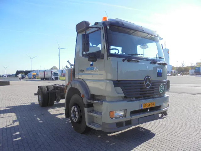 Mercedes-Benz Atego 1828 L NL TRUCK - Fahrgestell LKW: das Bild 3 Mercedes-Benz Atego 1828 L NL TRUCK - Fahrgestell LKW: das Bild 3