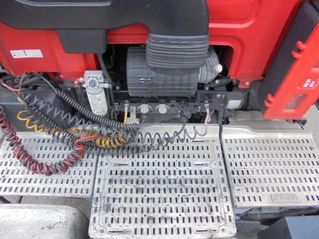 Sattelzugmaschine DAF CF 410 SSC: das Bild 8