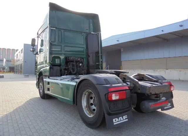 DAF XF 106.460 SUPER SPACE CAB - Sattelzugmaschine: das Bild 5 DAF XF 106.460 SUPER SPACE CAB - Sattelzugmaschine: das Bild 5