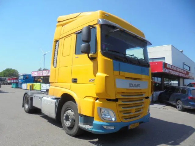 DAF XF 440 - Sattelzugmaschine: das Bild 3 DAF XF 440 - Sattelzugmaschine: das Bild 3