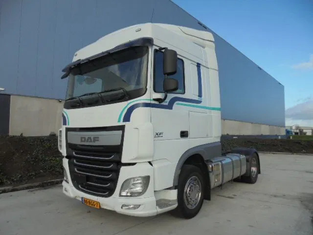 DAF XF 440 - Sattelzugmaschine: das Bild 1 DAF XF 440 - Sattelzugmaschine: das Bild 1
