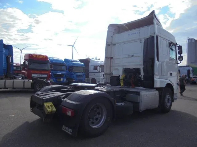 DAF XF 440 - Sattelzugmaschine: das Bild 4 DAF XF 440 - Sattelzugmaschine: das Bild 4