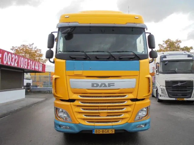 DAF XF 440 - Sattelzugmaschine: das Bild 2 DAF XF 440 - Sattelzugmaschine: das Bild 2