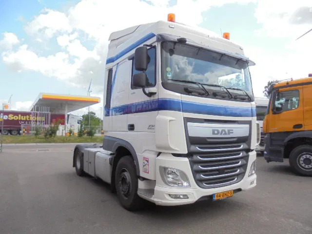 DAF XF 440 NL TRUCK - Sattelzugmaschine: das Bild 3 DAF XF 440 NL TRUCK - Sattelzugmaschine: das Bild 3