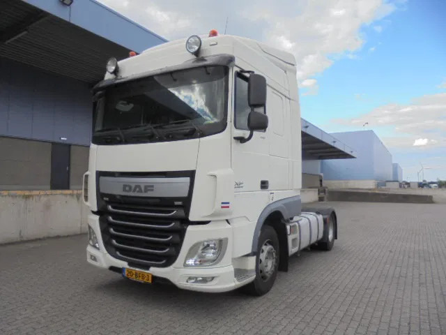 DAF XF 440 NL TRUCK - Sattelzugmaschine: das Bild 1 DAF XF 440 NL TRUCK - Sattelzugmaschine: das Bild 1